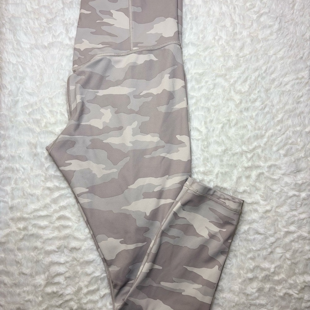 Athleta Gray Camouflage Leggings Size M